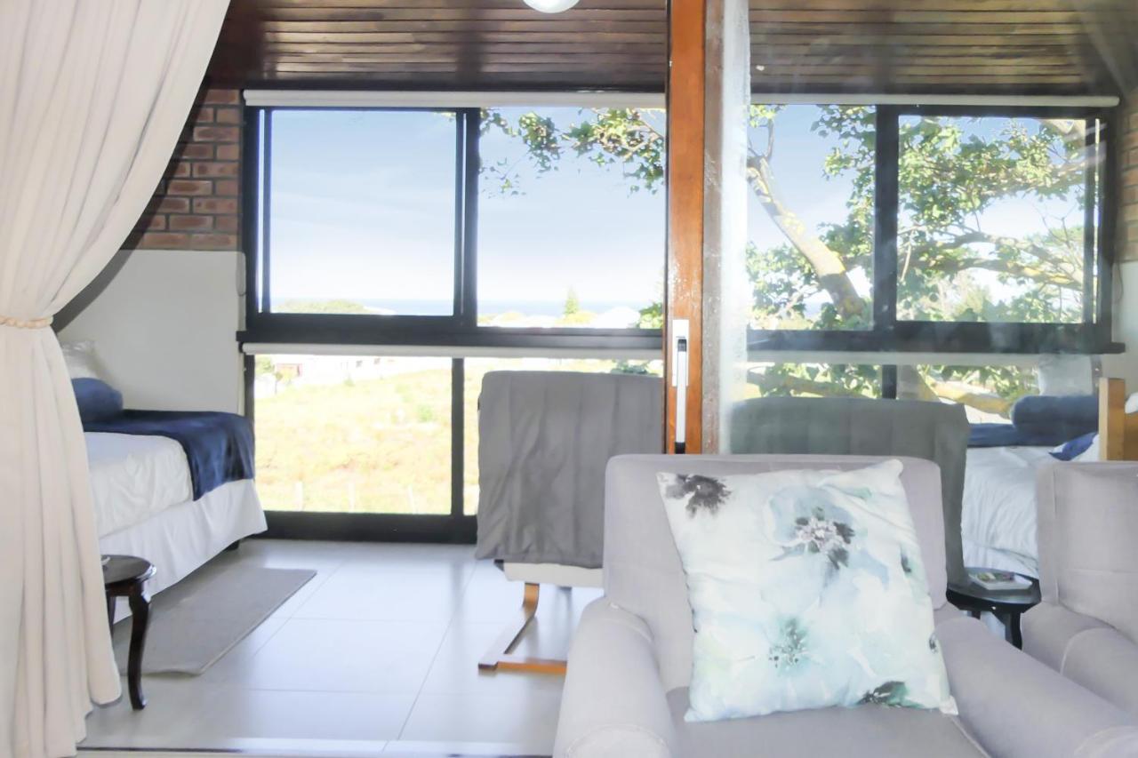 Shalom Self Catering Hotel Kleinmond ภายนอก รูปภาพ